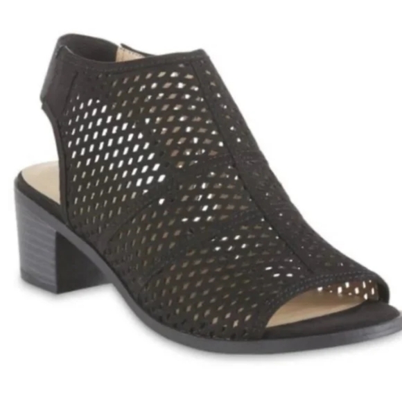 American Eagle By Payless Shoes - American Eagle by Payless Women's Vida Black Peep-Toe Block Heel Caged Sandals
